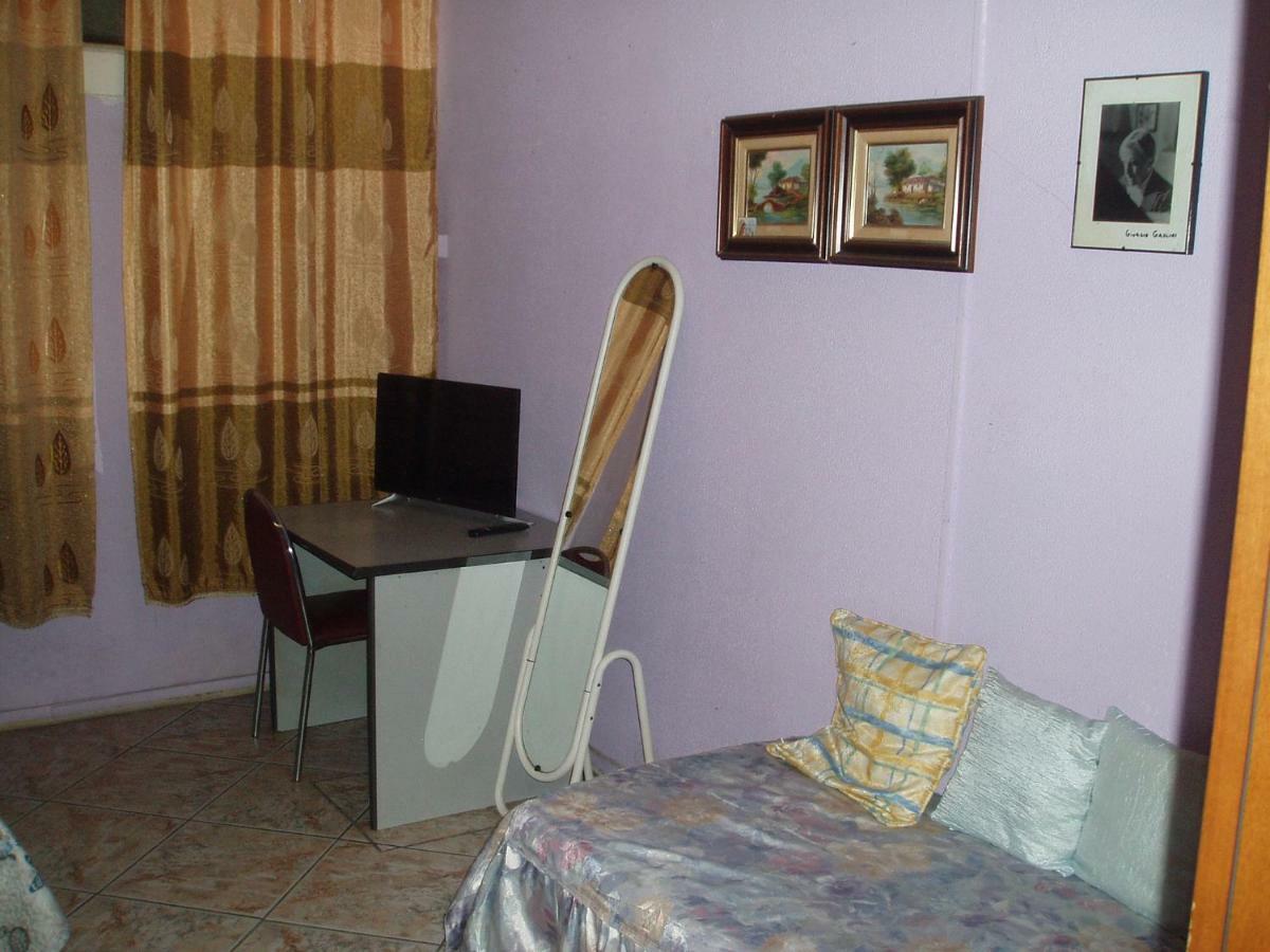 B&B Milano Εξωτερικό φωτογραφία